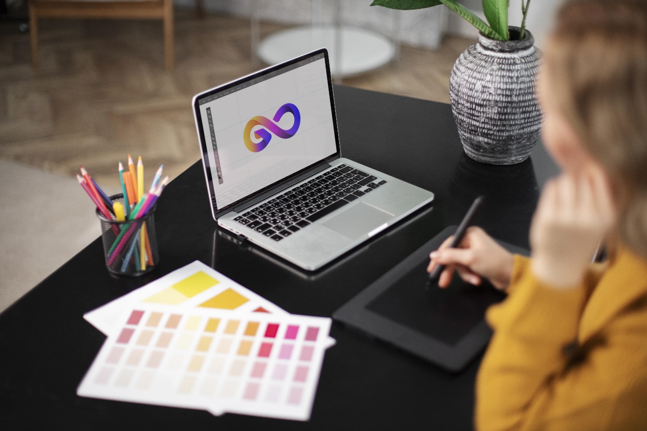 logo service